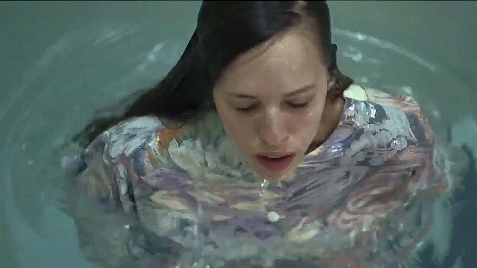 Watch Full Movie A Tale of a Woman and a Robe - Watch Trailer